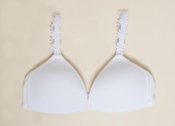 Beautiful White Bra with Floral Lace Design, Wide Band For Lady Bésame –  Bésame USA